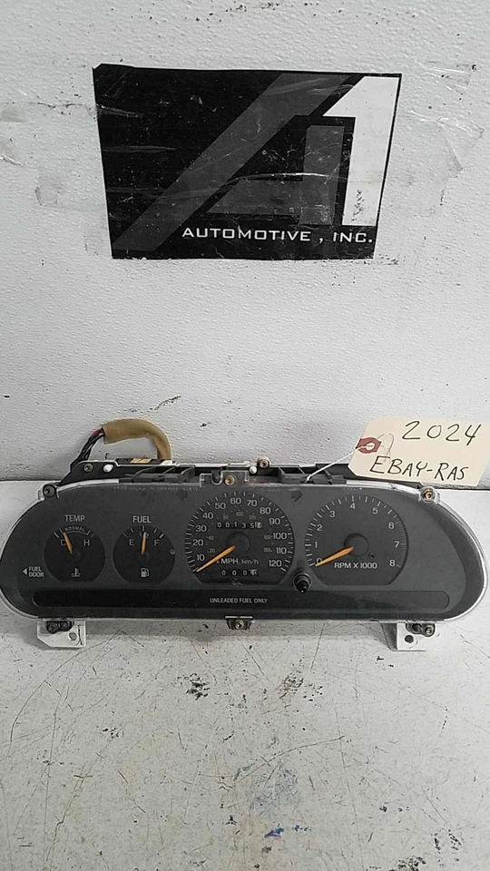 94-96 ESCORT TRACER VELOCÍMETRO INSTRUMENTO MEDIDOR DE CLÚSTER 135 MILLAS 120 MPH 1,9 L Foto 2 de 4