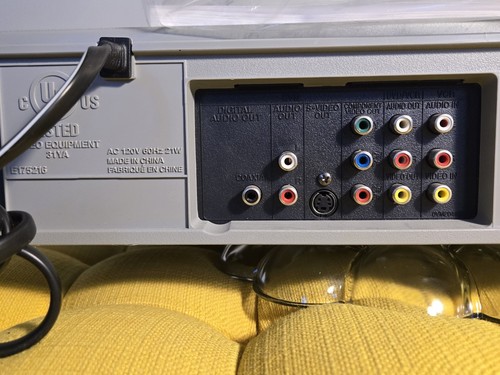 Philips DVP3345V/F7 DVD VCR Player VHS (with Remote, AV Cables & Manual ...