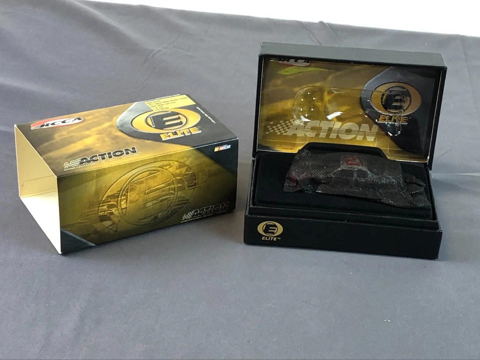 RCCA ELITE 1:64 KEVIN HARVICK #21 EDICIÓN ESPECIAL BESOS DE HERESHEY 2004 MONTE CARLO Foto 3 de 4