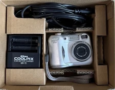 Nikon COOLPIX 3100 3.2MP Digital Camera - Silver w/ Box, Manuals & Charger READ