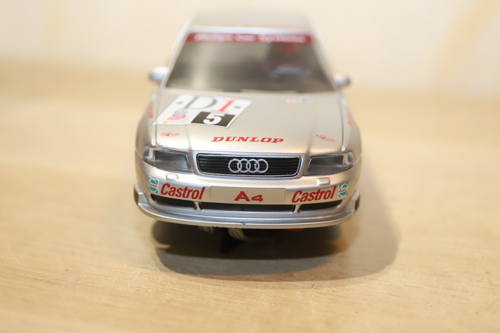 Foto 7 di 13