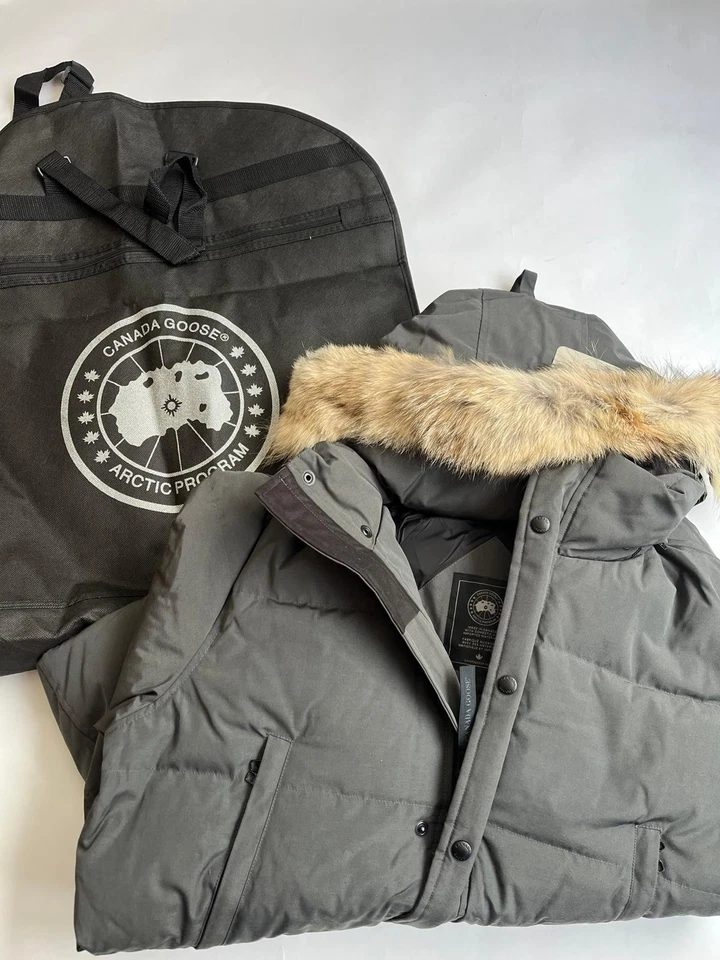 Canada Goose Wyndham Parka Black Label Graphite Grey Size XL - New With Tags 🏷️ - Image 2 of 4
