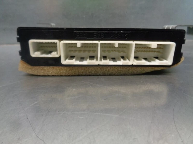 8922250230 modulo elettronico per LEXUS LS430 (UCF30) BASICO 2000 4008539 - Immagine 3 di 3