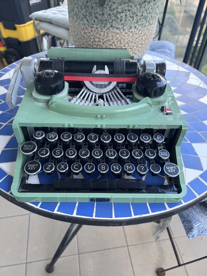 LEGO Ideas 21327 Typewriter, photo 1 sur 5