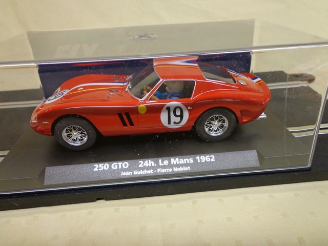 scalextric ferrari 250 gto