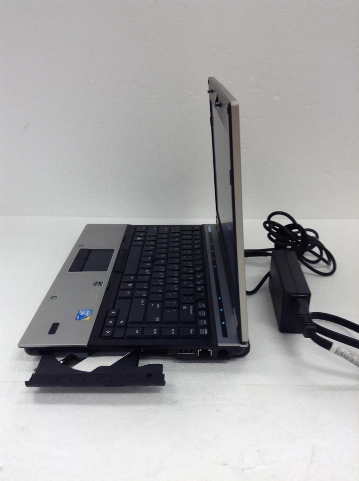 Portátil HP EliteBook 8440P i5-M540 2,53 GHz 14" con 2 GB de RAM, adaptador de CA, DVDRW FUNCIONA Foto 2 de 4