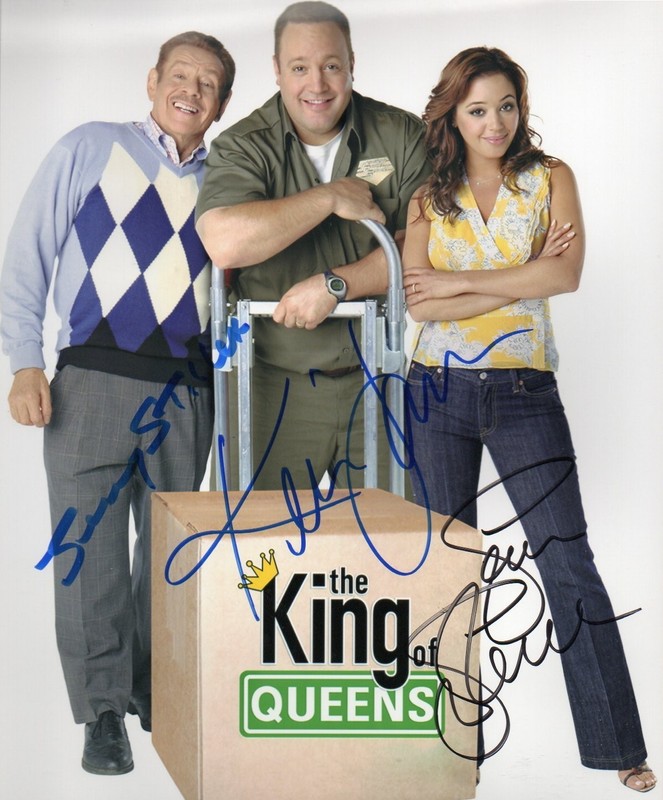Leah Remini Stiller & Kevin James King of Queens 8x10 Photo Signed with COA