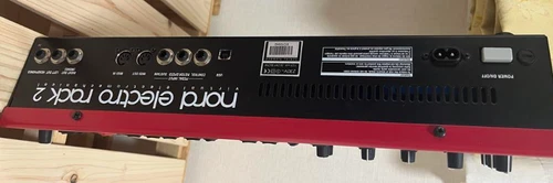 Clavia Nord Electro 2 Rack Virtual Organ Piano mit Trafo - Bild 9 von 9