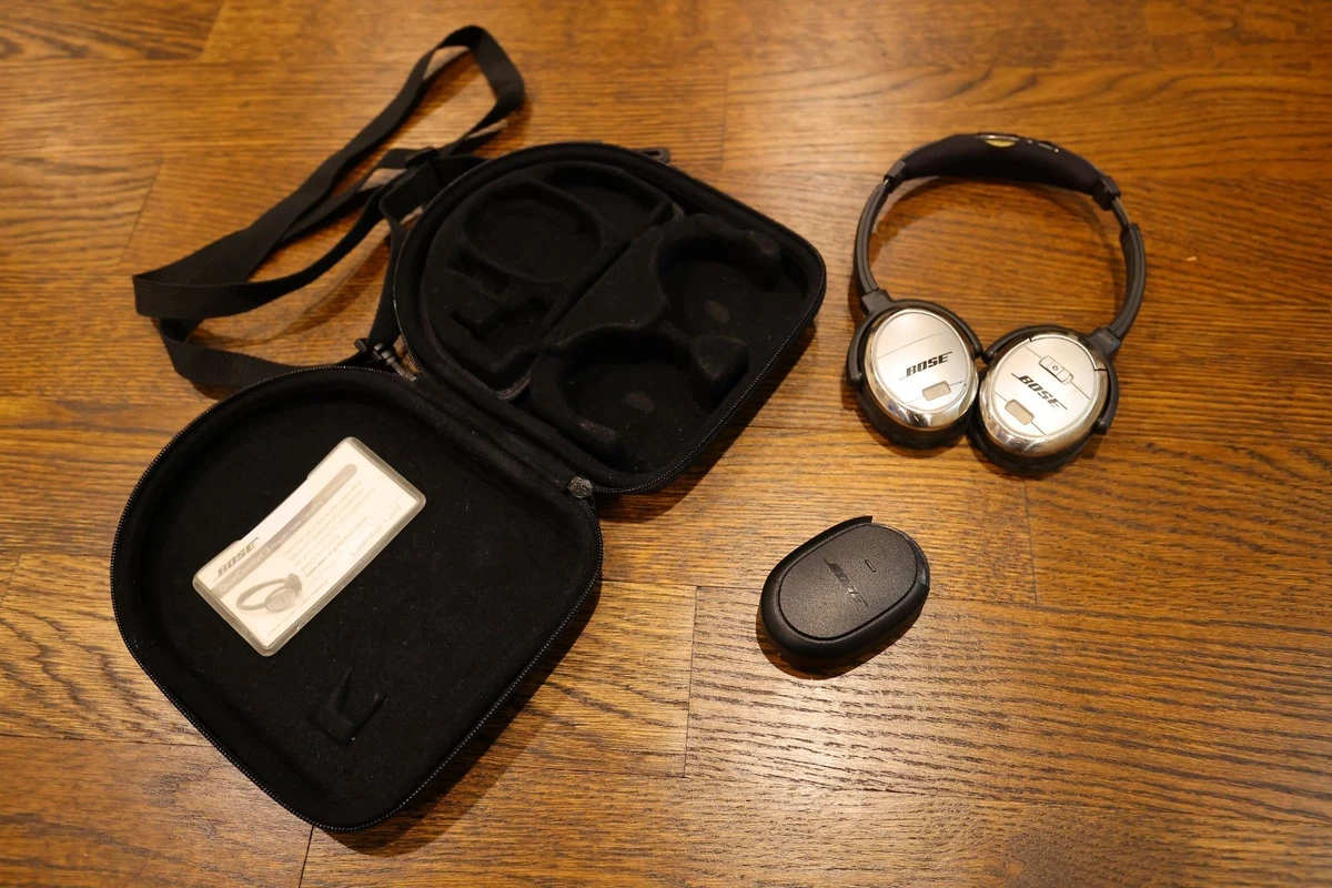 Bose ノイズキャンセリングBose QuietComfort 3 (激レア) Bose ノイズキャンセリングBose QuietComfort 3 (激レア) Bose ノイズ