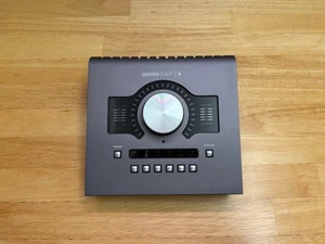 Universal Audio Apollo Twin X DUO Heritage Edition Thunderbolt Interface Tested