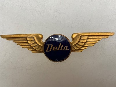 DELTA AIR LINES STEWARDESS BLUE BALL WING 1955-1972