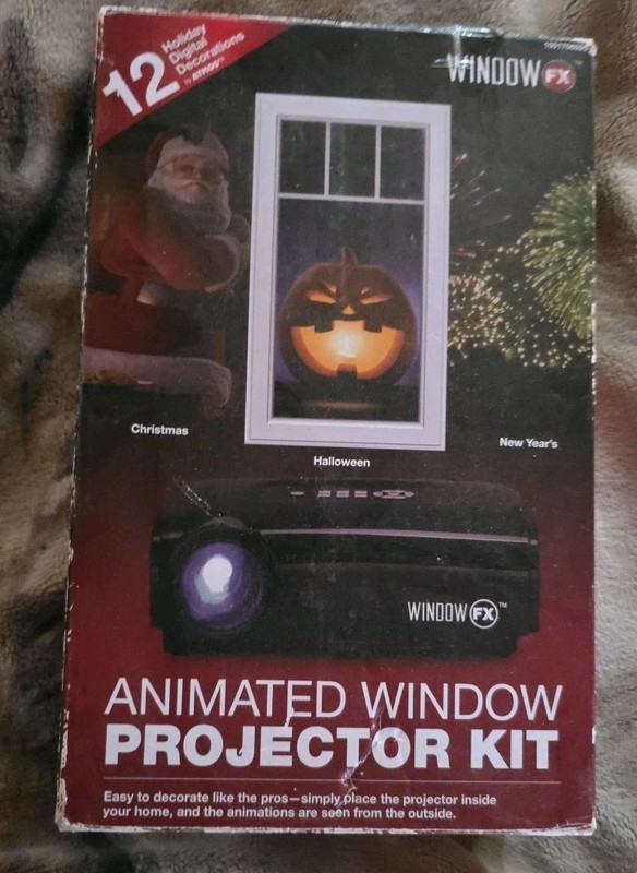 WINDOW FX Animated Window Projector Kit Holiday Scenes Christmas Halloween
