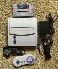 Super Nintendo Console SNES Jr System Console SNS-101 Tested, Complete + Game