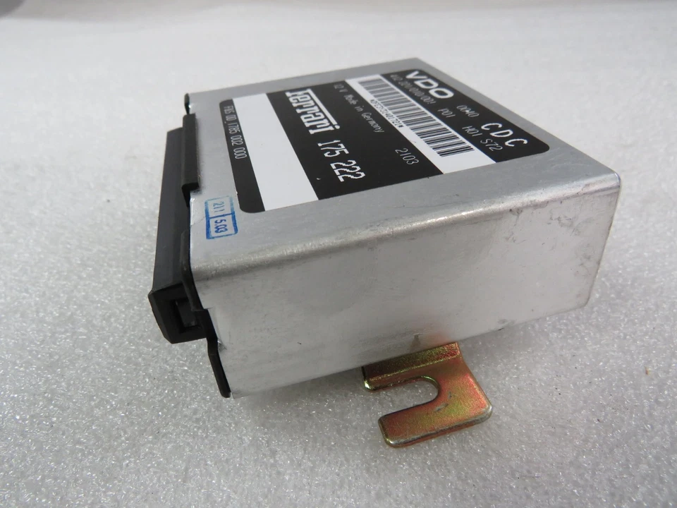 Ferrari 360, Spider, Suspension Control Module, Used, P/N 175222 - Imagen 3 de 4