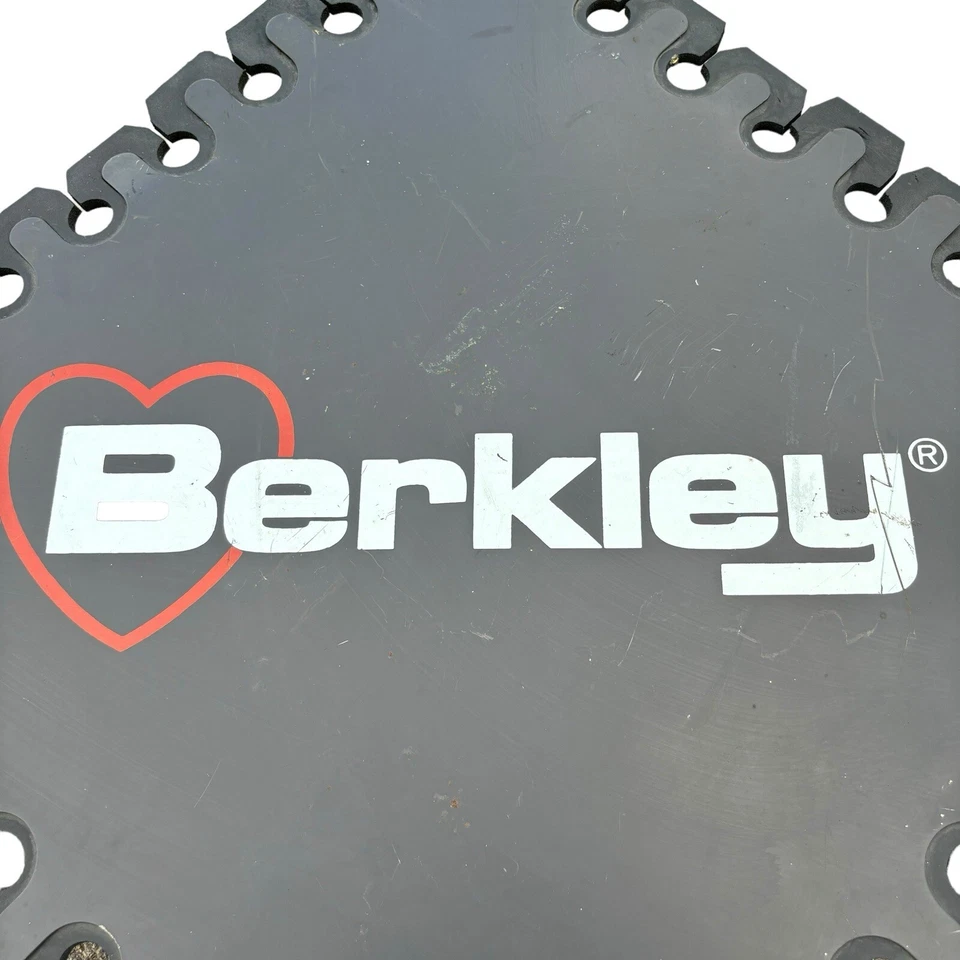 Soporte de exhibición de 32 postes para caña de pescar Berkley vintage años 60 Foto 4 de 4