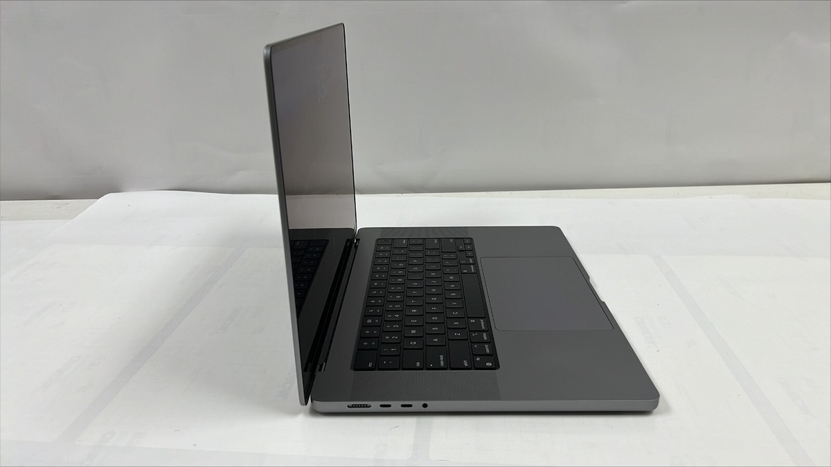 Apple MacBook Pro 16In 3456 x 2234 M1 Pro 16GB 1TB SSD Space Gray