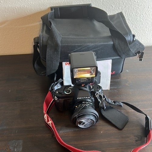 Pentax P3 Camera Vintage With Pentax-A 50mm 1:2, Sun Pak Auto 144 PC, & Bag - Picture 12 of 12