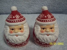 North Spruce Lane Santa Claus Salt & Pepper Shakers 4" Tall 8.5" Circumference