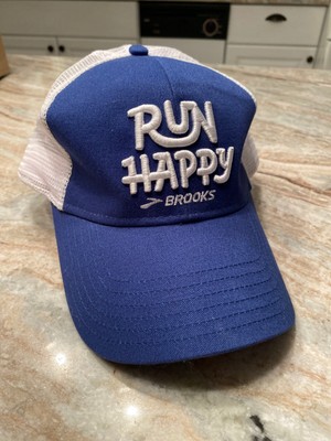 brooks run happy trucker hat