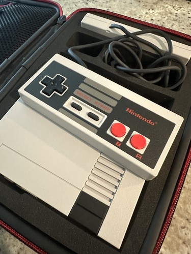 Nintendo Entertainment System Video Game Console NES Classic Edition - Picture 5 of 9