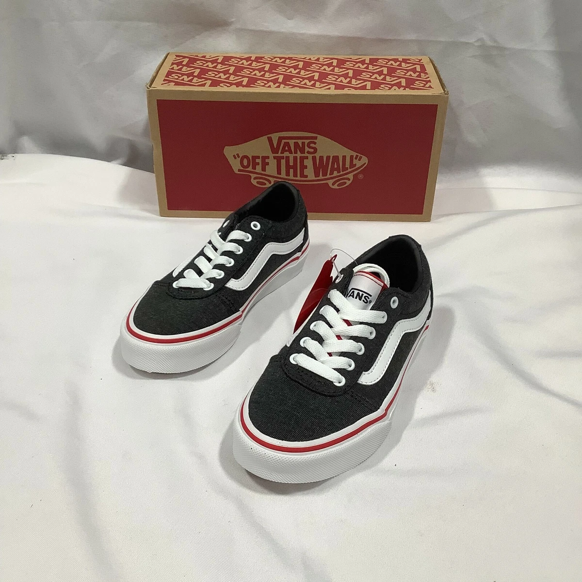 Low top vans for best sale girls