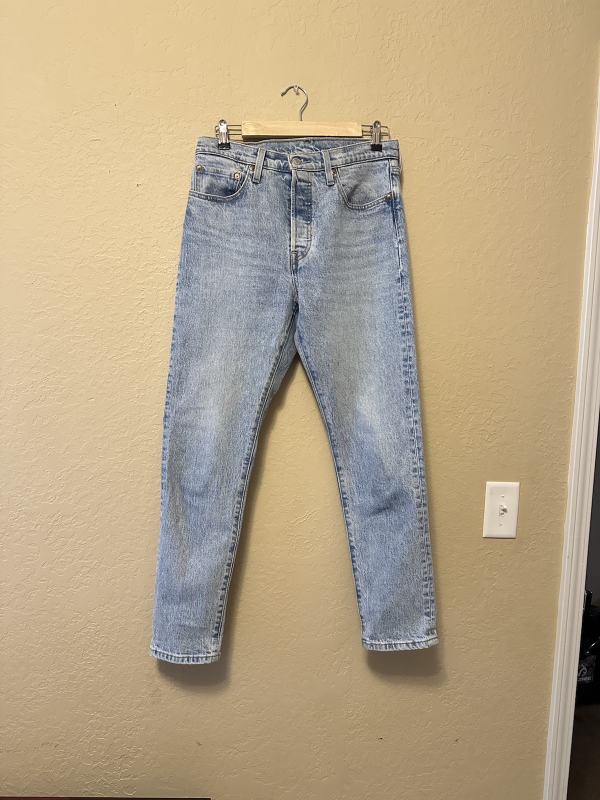 Picture 2 of 14