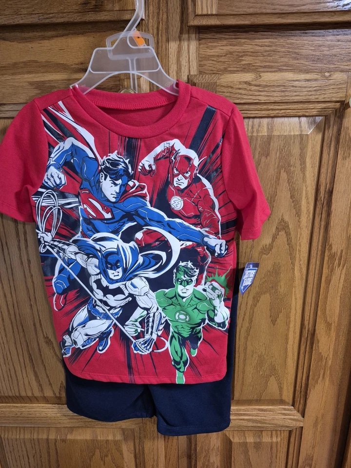 Juego corto Justice League Boys 2 piezas rojo/azul superhéroe talla 4 nuevo con etiquetas Foto 4 de 4