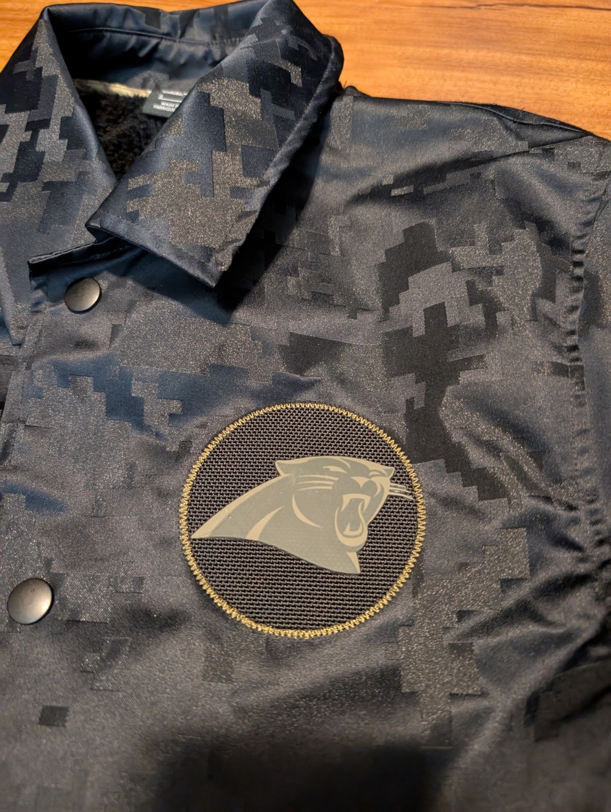 Picture 2 of 6