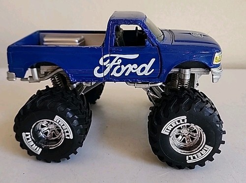 NEW-RAY FORD F-150 MONSTER TRUCK EXTREME MACHINE BLUE - 1/32 SCALE - Picture 3 of 6