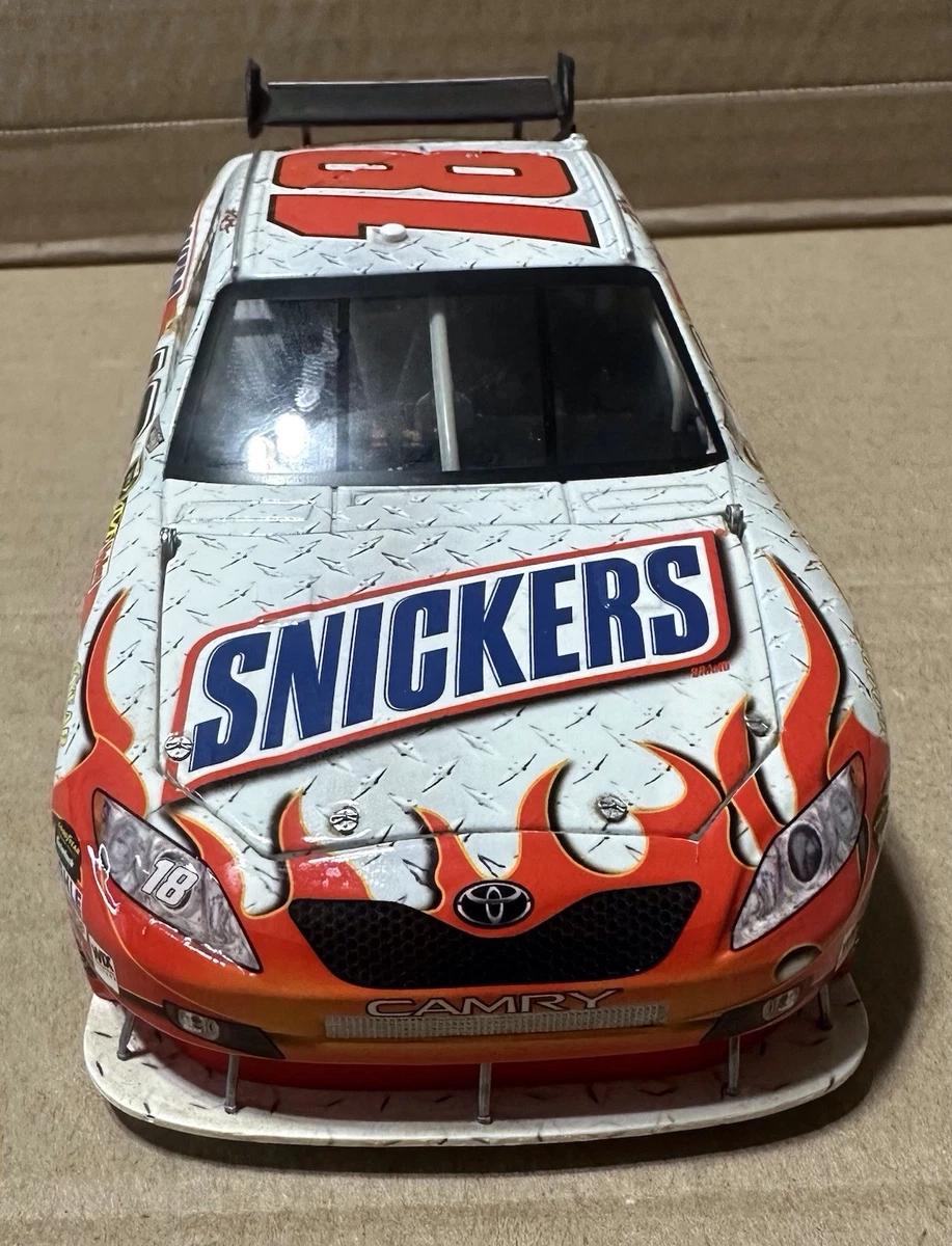 Preços baixos em Kyle Busch NASCAR Diecast Carros de Corrida 2008
