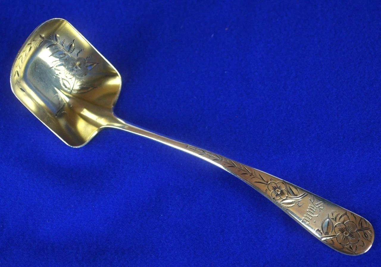TOWLE STERLING SILVER BRIGHT CUT SAUCE LADLE PATTERN #43 ISSUE DATE 1882 - 30.9G