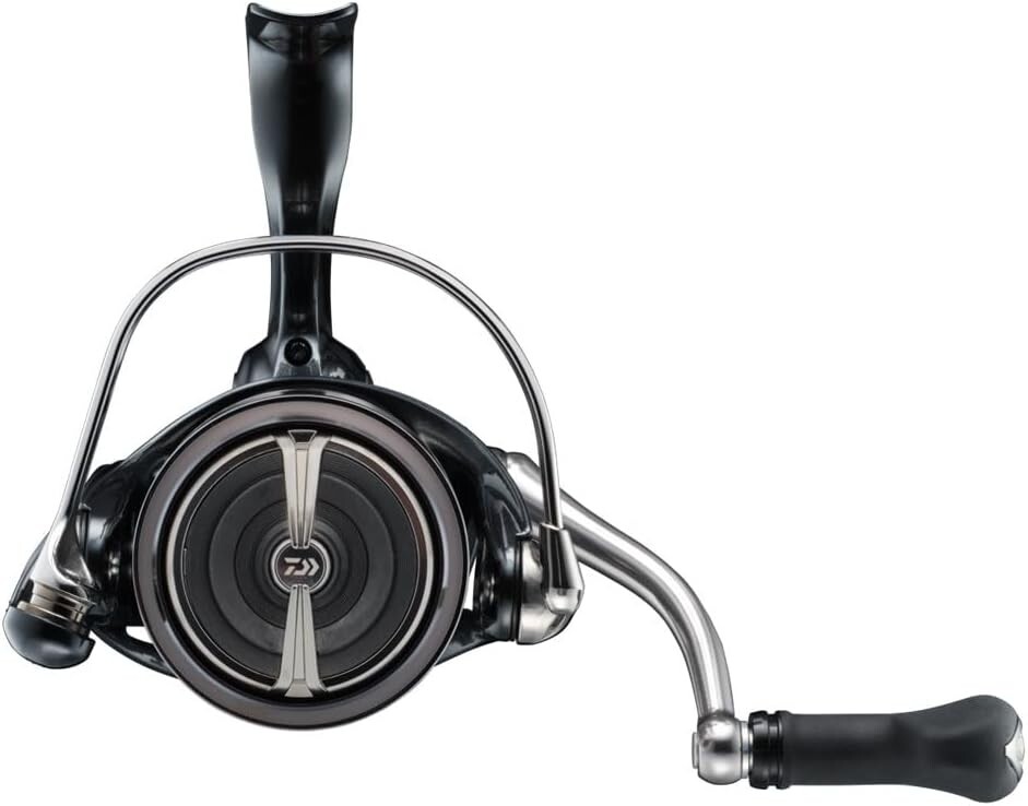 Daiwa CERTATE LT2500 24セルテート Daiwa Spinning Reel 24 CERTATE LT2500 Gear Ratio 5.2:1 Fishing