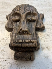 VINTAGE RANDOTTI # 880 " BAKUBA " WALL HANGING MASK 6 1/2 INCHES HIGH