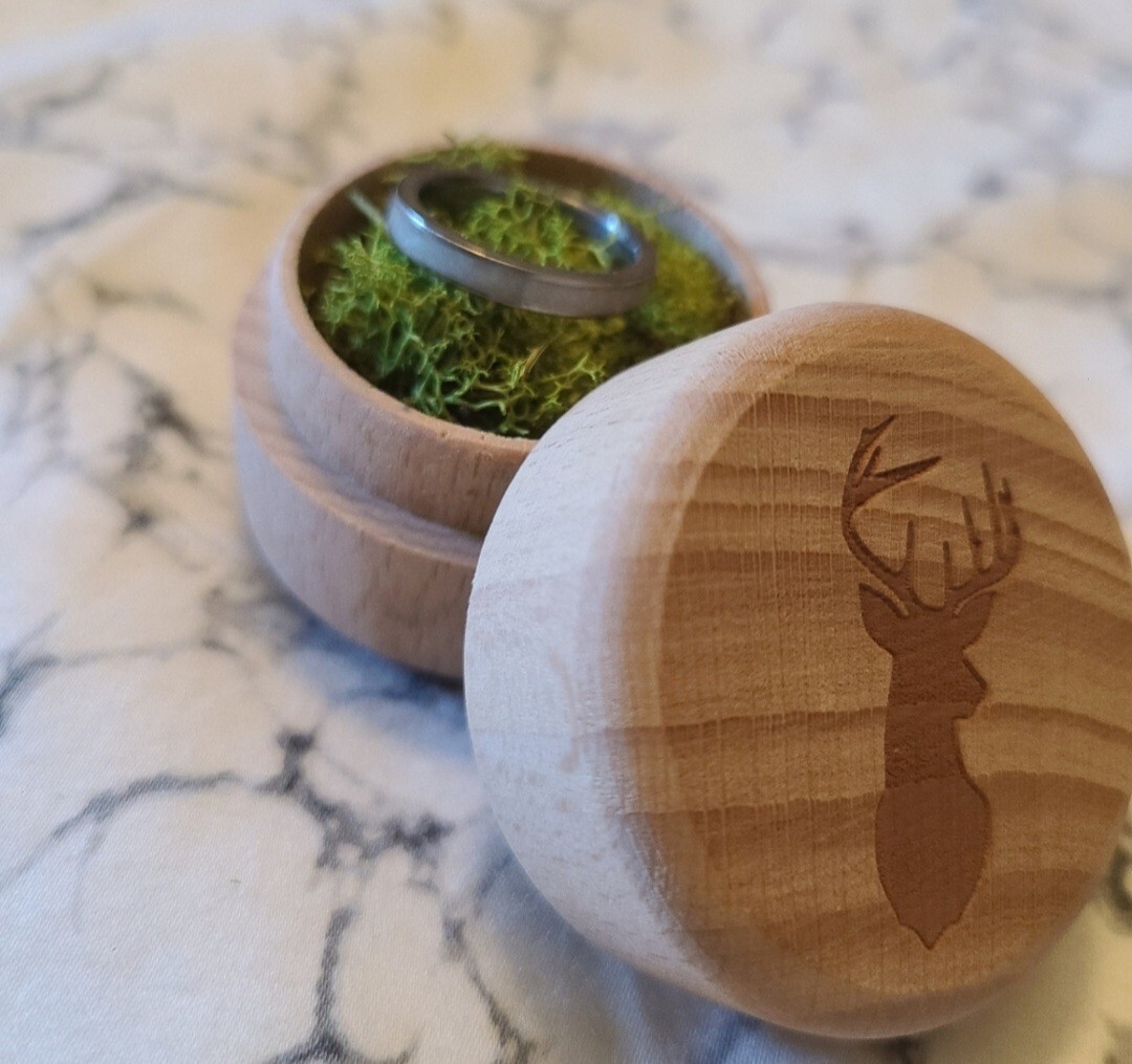 Size 6 Two Stackable Rings - image 6