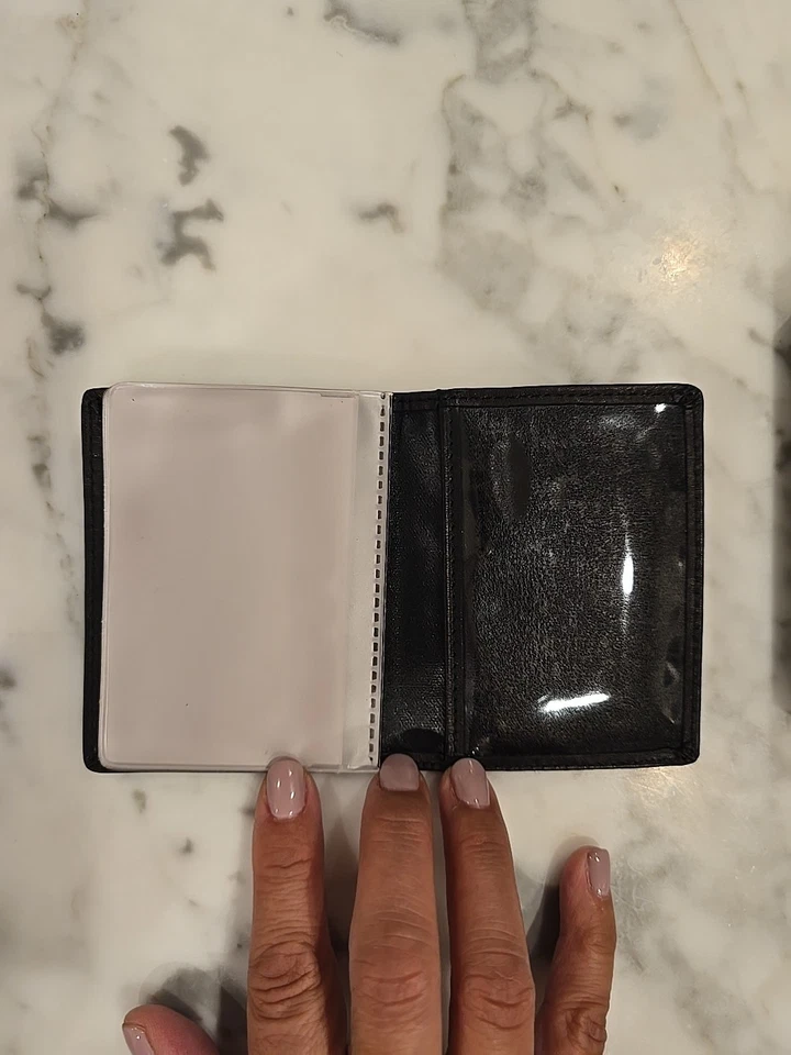 Perry Ellis Men's Leather Bifold Wallet Passcase Black - Image 4 of 4