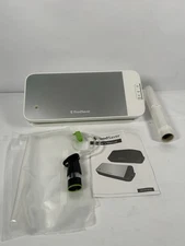 FoodSaver Vacuum Sealing System w/ Handheld Sealer Attachment Model VS2150 NEW