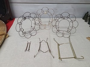 Lot of 6 Vintage Wire Plate Holders & Stands