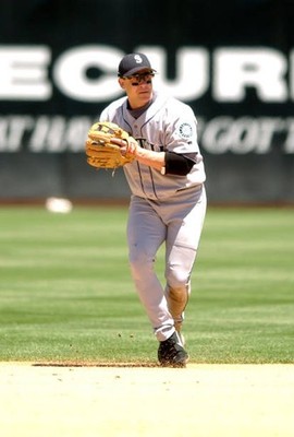 Bret Boone Seattle Mariners in action v the Oakland Athletics duri- Old Photo 5
