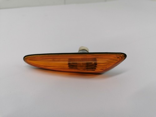 BMW 3er E46 Facelift  Seitenblinker Blinker Leuchte Kotflügel  links 4166L  (99)