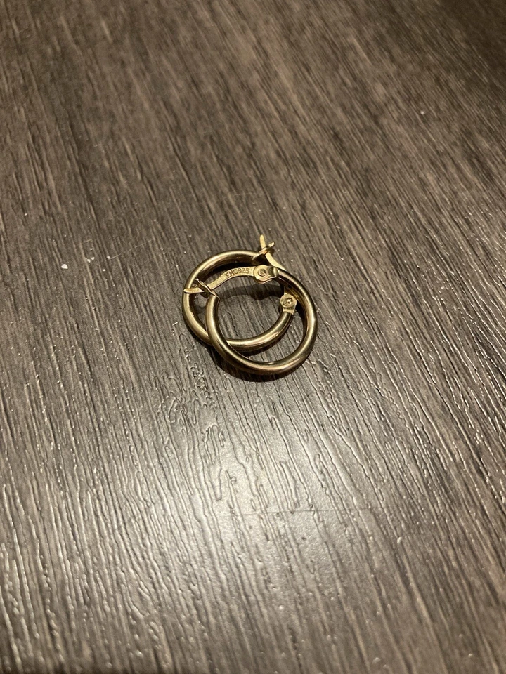 Pendientes de aro Pandora 10K/14K oro macizo brillante pulido - tamaño pequeño Foto 3 de 4