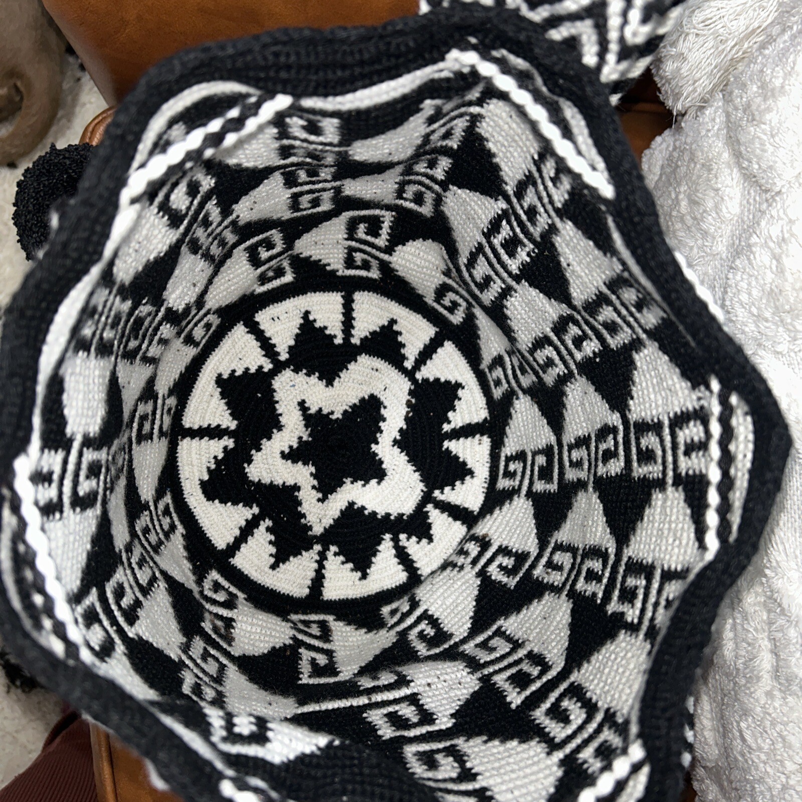 Authentic 100percent Wayuu Mochila Colombian Bag Large Size Black & White Rare image 7