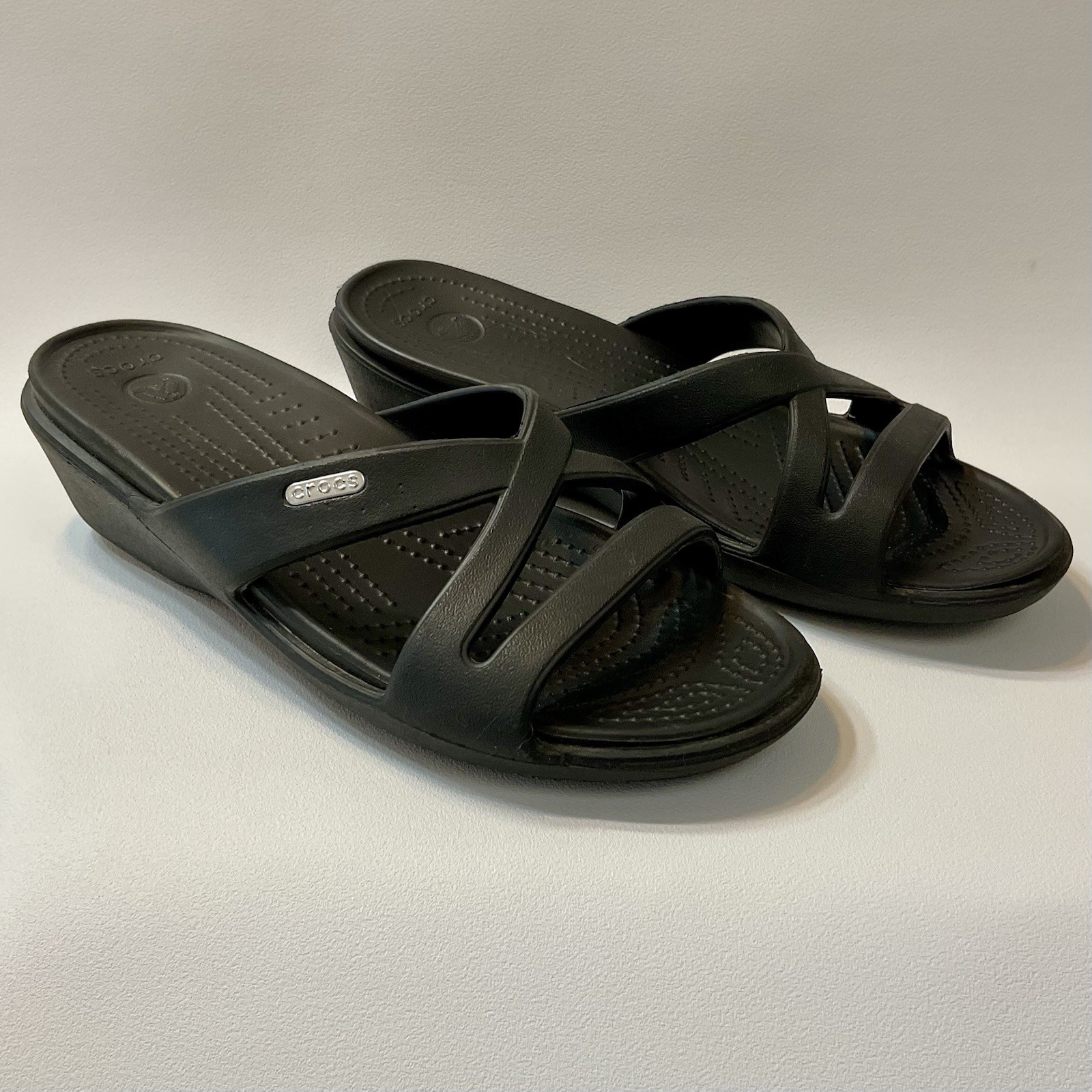 Crocs Patricia II Women’s Black Wedge Sandals Strappy Waterproof Slides Size 8