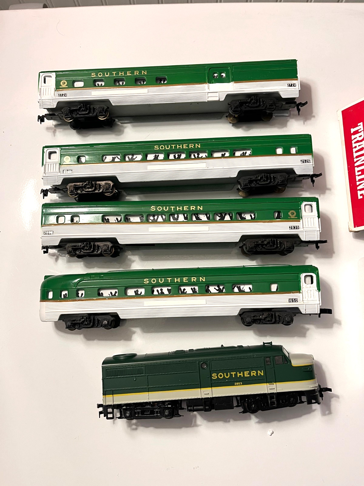 HO Waltherns Southern Alco FA1 locomotive and Tyco custom passenger cars