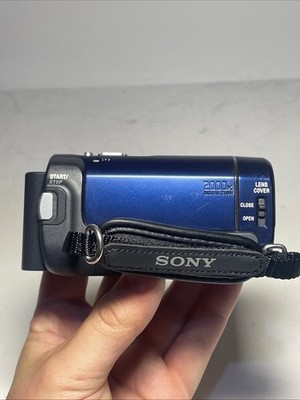 Sony Handycam DCR-SX40 8GB Digital Camcorder - Tested No Charger