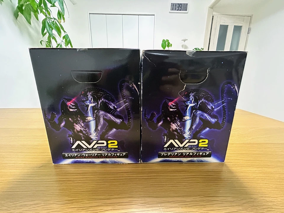 AVP 2 Alien vs Predator:Requiem Two-Figure set 2008 edition Unopened - Image 4 of 4
