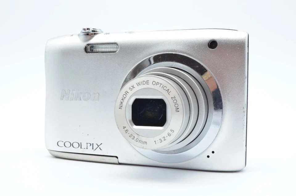 Cámara digital compacta Nikon COOLPIX A100 20,1 MP con cargador de batería Japón EXC+3 Foto 2 de 4