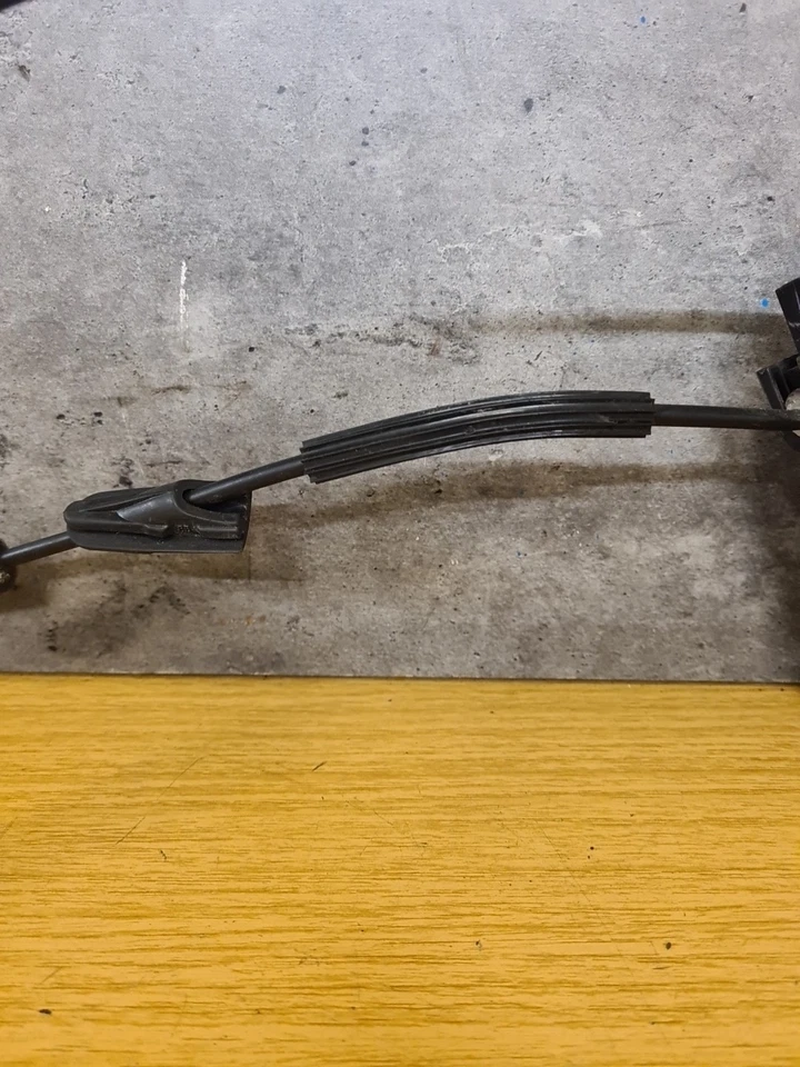 2018 PUEGEOT 308 MK2 1.6 HDI DRIVER SIDE REAR DOOR LOCK MECHANISM COMPLETE - Image 3 of 4