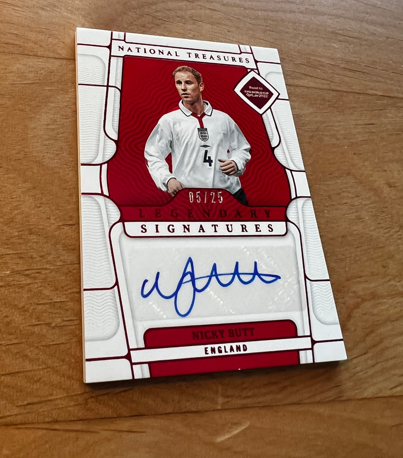Nicky Butt 2022 Panini National Treasures FIFA Cup Legendary Auto /25 ENGLAND view 7