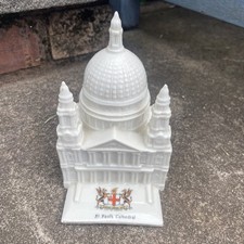 St Paul’s Cathedral Alexandra China Crested Ware Model