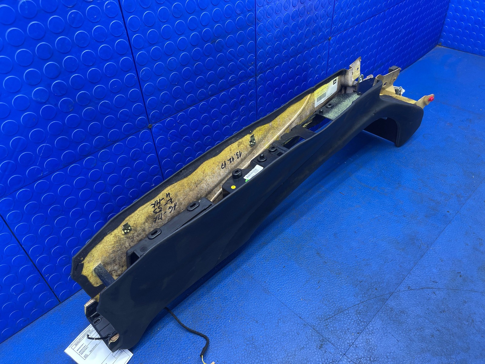 2016-2021 MCLAREN 570S OEM FRONT CENTER CONSOLE BLACK LEATHER ASSEMBLY